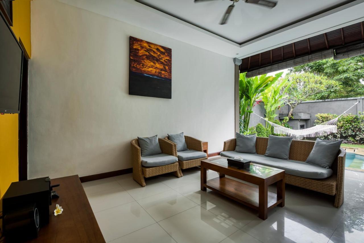 Gracia Bali Villas & Apartment Seminyak Esterno foto